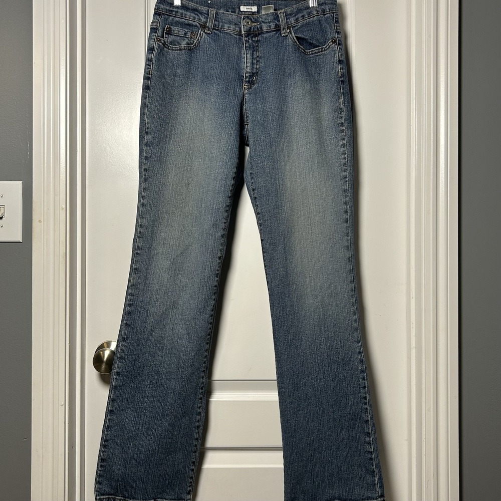 Liz & Co Vintage Y2K Medium Wash Blue Heavy Whisker Fade Stretch Bootcut Jeans